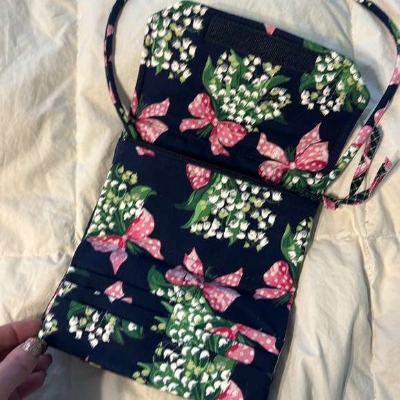 5/$25 Vera Bradley wallet purse - Picture 3 of 6